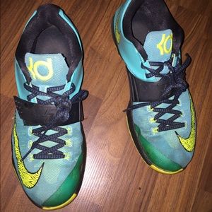 KD 7’s men’s shoes